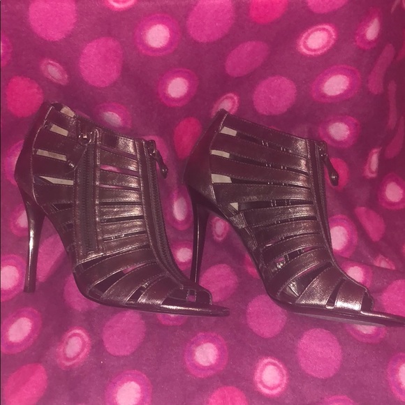 Guess High Heel Sandals - Picture 3 of 5